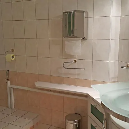 Amigo Apartment *